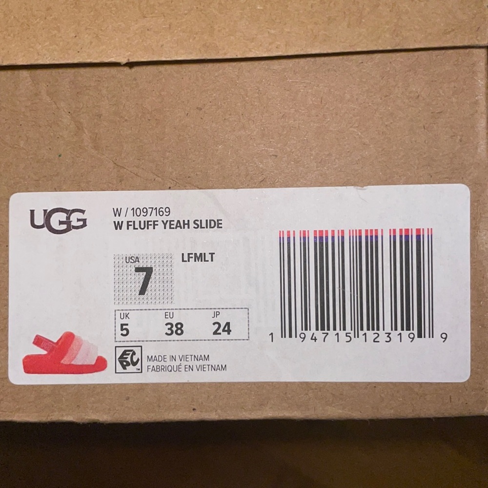 Ugg slippers; Women size 7